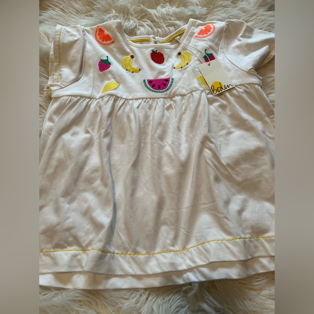 Mini Boden White top with brightly colored fruit